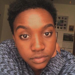 Meet your Posher, Cecilia